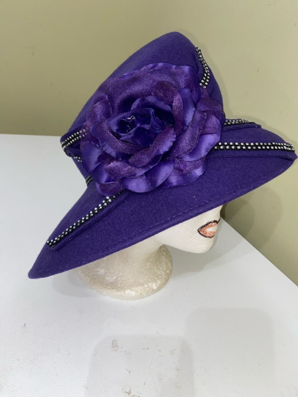Pretty Purple Dress Hat / Church Hat by Swan - Picture 2 of 8